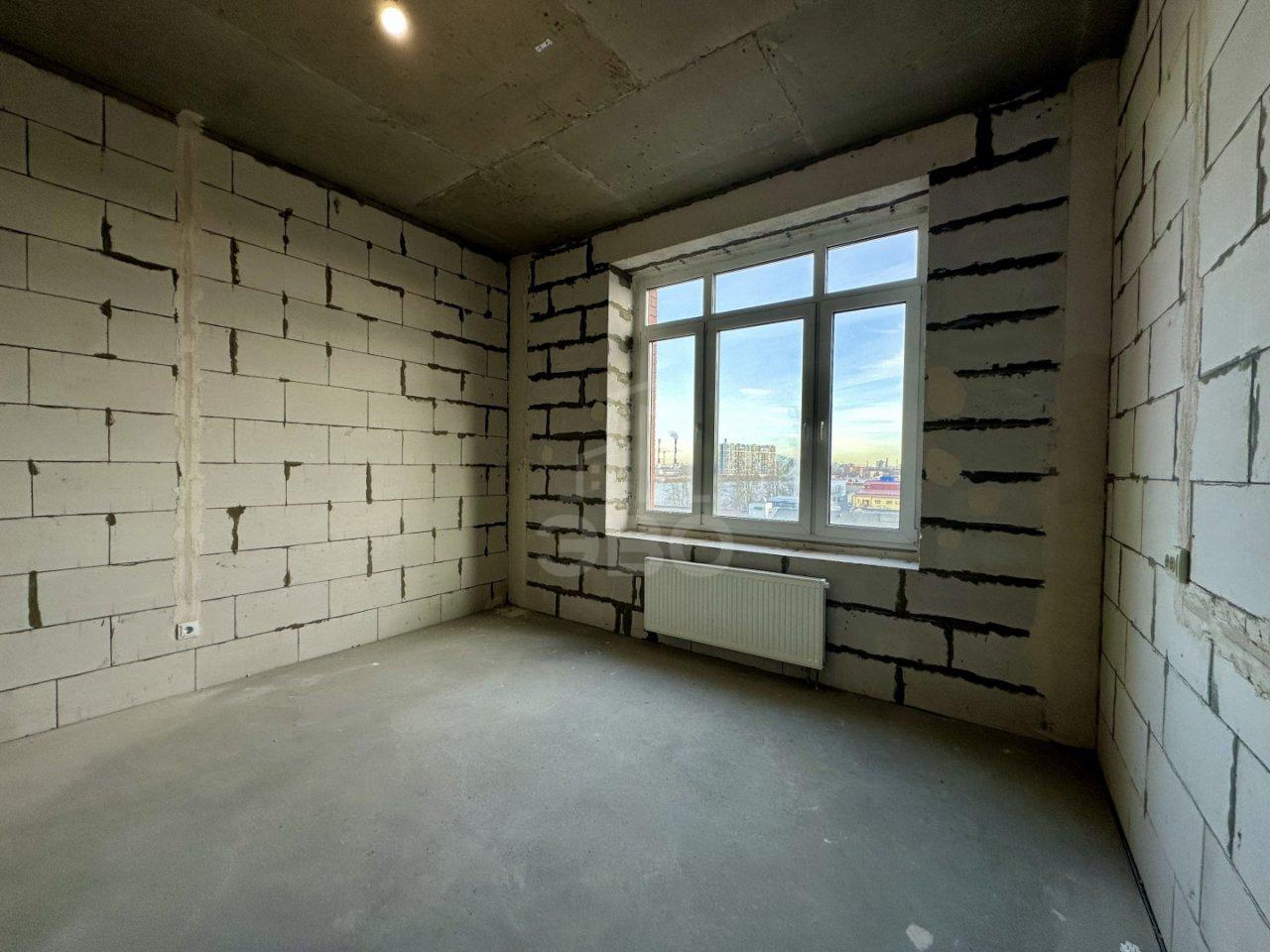 однокомнатная квартира в Санкт-Петербурге по адресу: Обуховской Обороны проспект, 70, к 4, строение 1