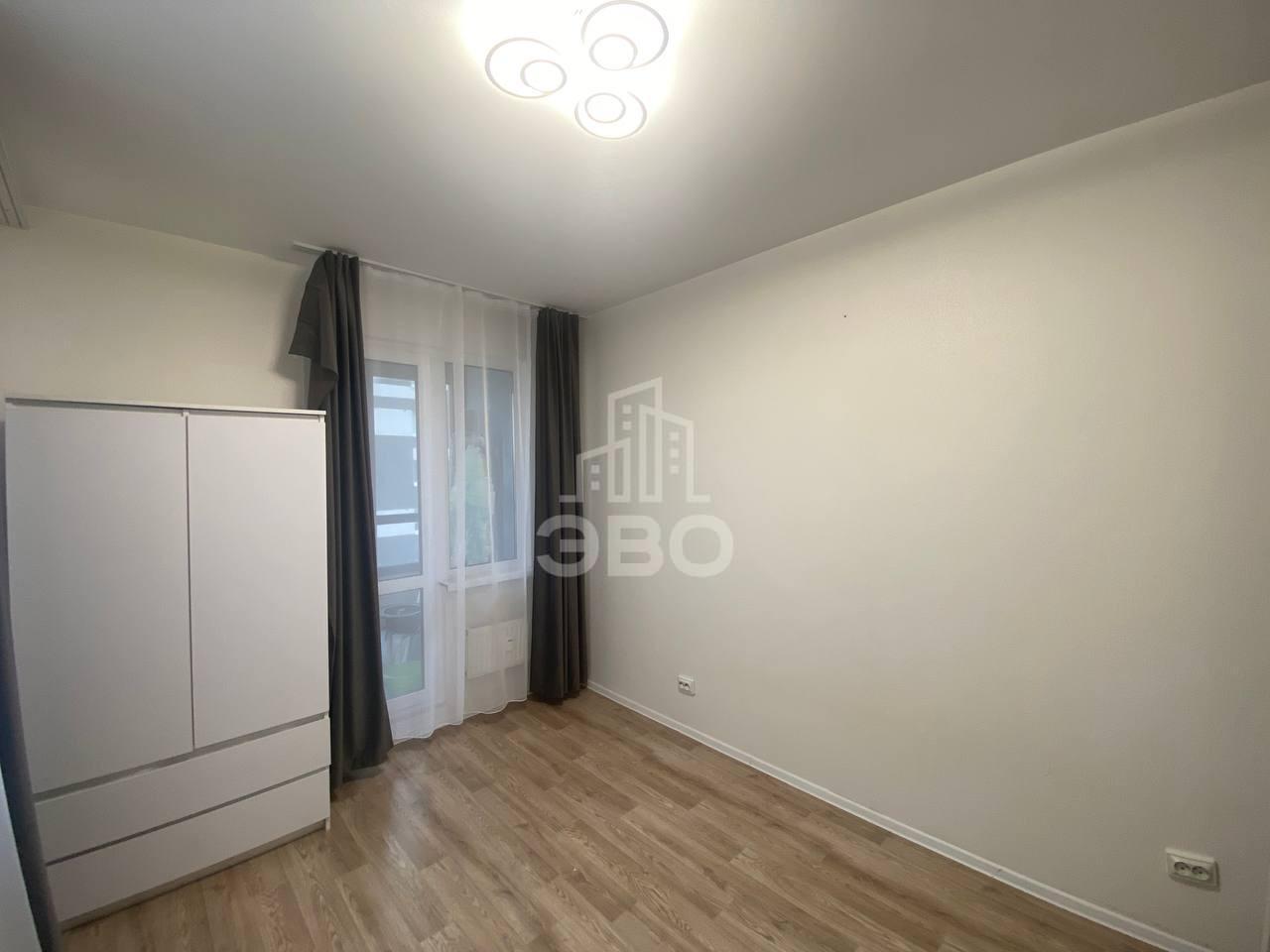 трехкомнатная квартира в Санкт-Петербурге по адресу: Пискарёвский проспект, 145, к 4