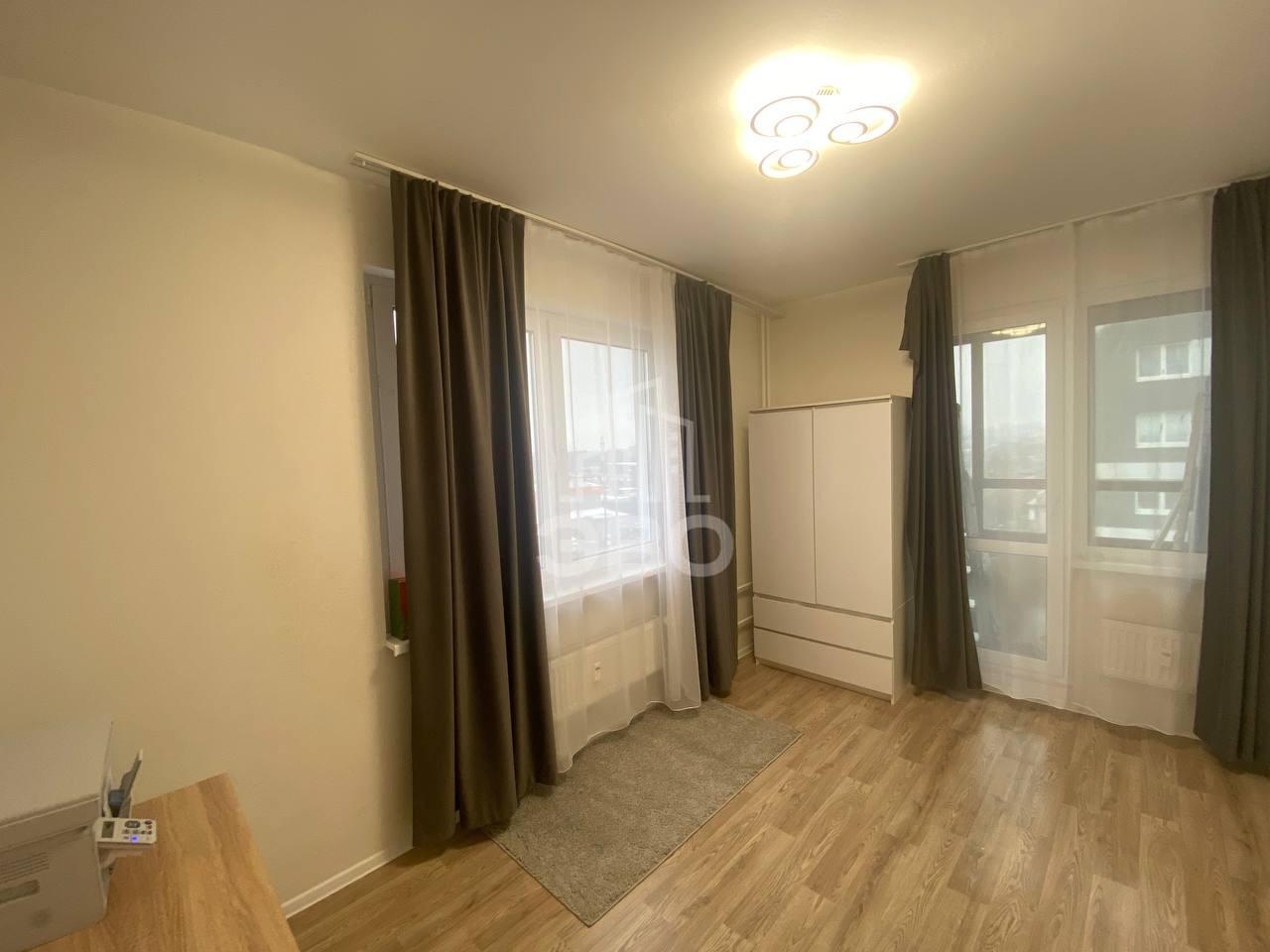 трехкомнатная квартира в Санкт-Петербурге по адресу: Пискарёвский проспект, 145, к 4