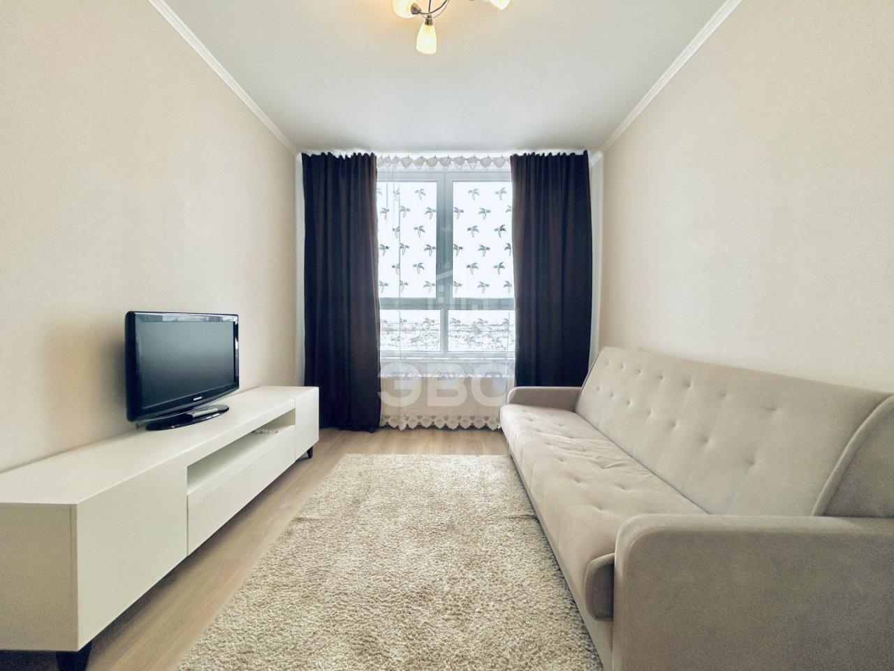 однокомнатная квартира в Санкт-Петербурге по адресу: Нины Петровой ул., 10, к 1