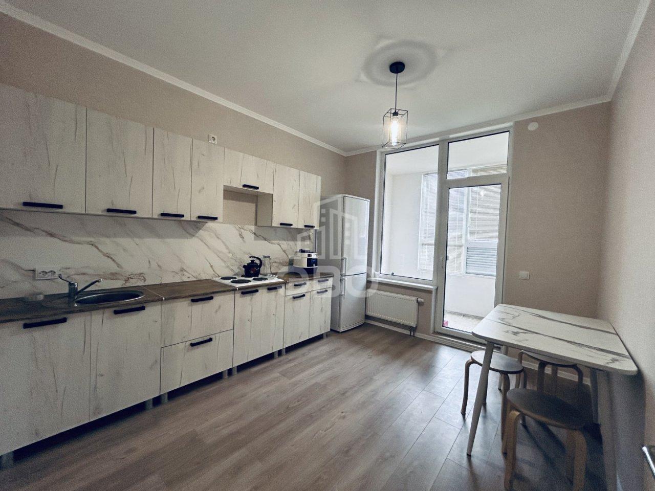 однокомнатная квартира в Санкт-Петербурге по адресу: Нины Петровой ул., 10, к 1