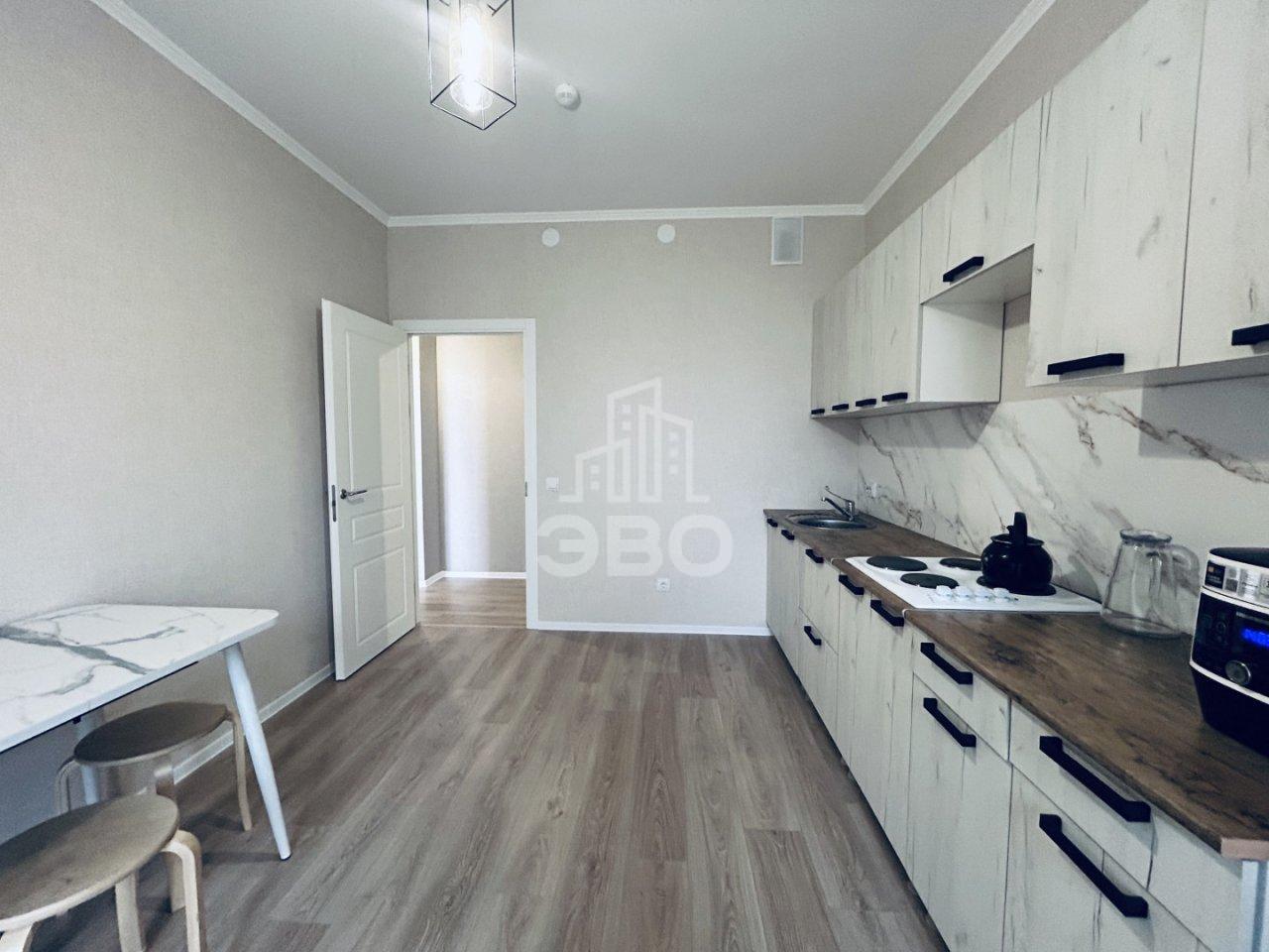 однокомнатная квартира в Санкт-Петербурге по адресу: Нины Петровой ул., 10, к 1