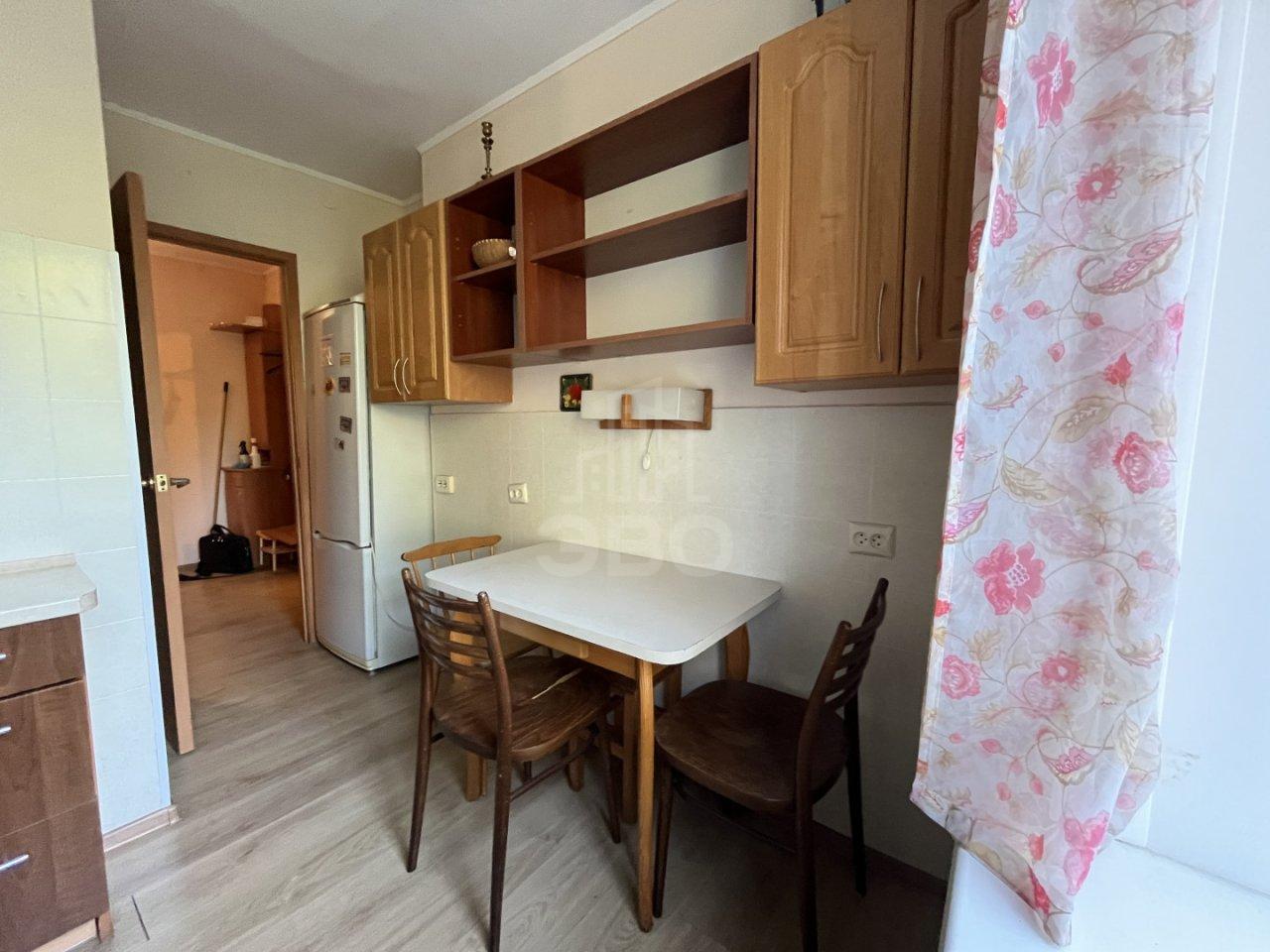 трехкомнатная квартира в Санкт-Петербурге по адресу: Наличная ул., 39, к 1