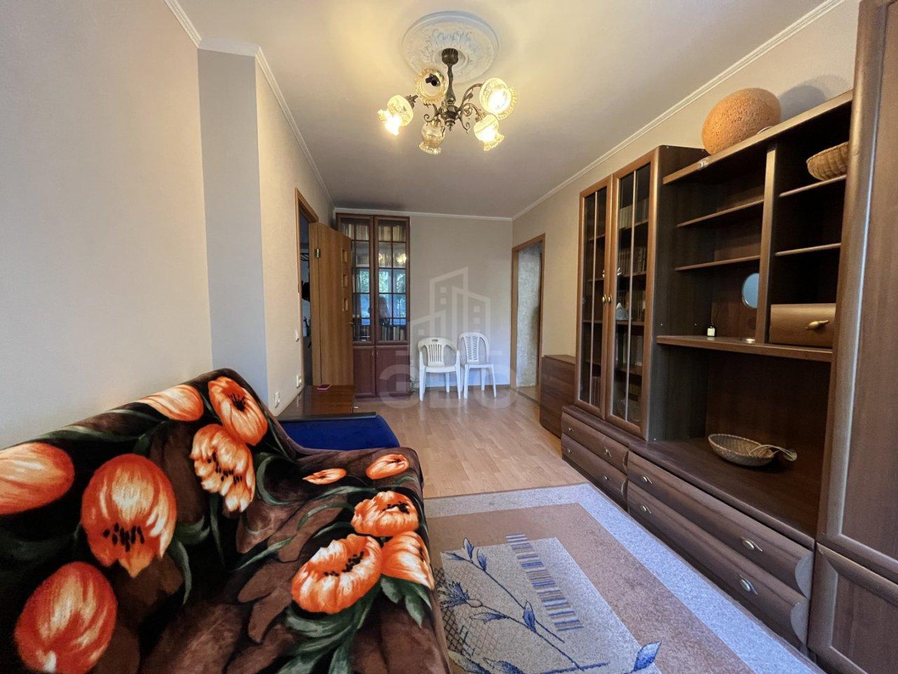 трехкомнатная квартира в Санкт-Петербурге по адресу: Наличная ул., 39, к 1