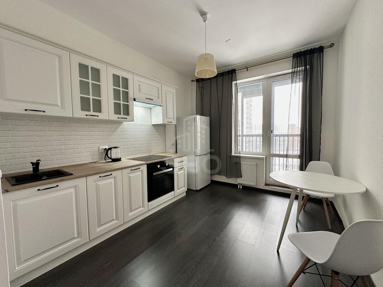 двухкомнатная квартира в Санкт-Петербурге по адресу: Верхне-Каменская ул., 11, к 1, строение 1