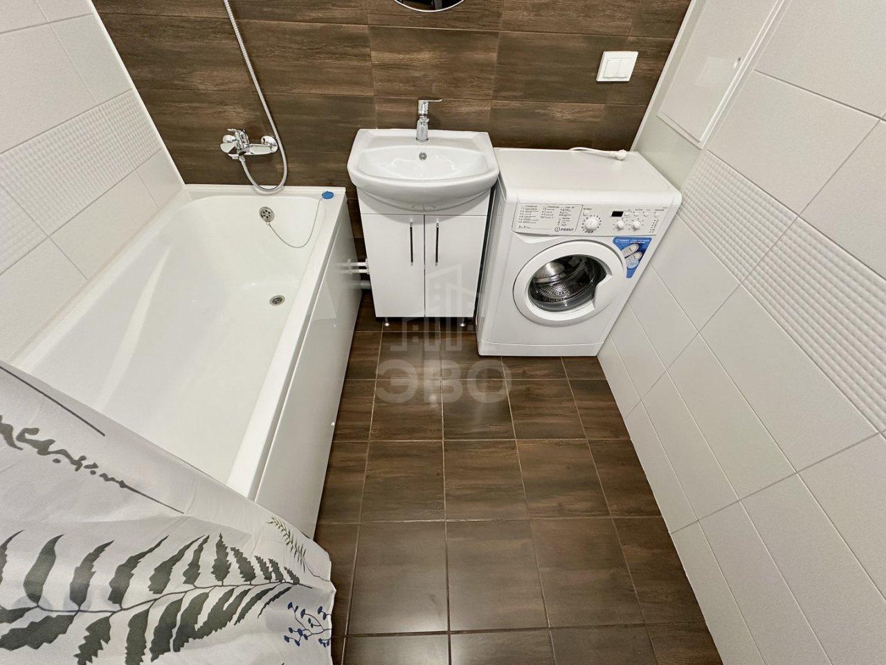 двухкомнатная квартира в Санкт-Петербурге по адресу: Верхне-Каменская ул., 11, к 1, строение 1