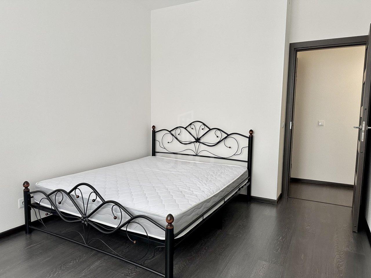 двухкомнатная квартира в Санкт-Петербурге по адресу: Верхне-Каменская ул., 11, к 1, строение 1