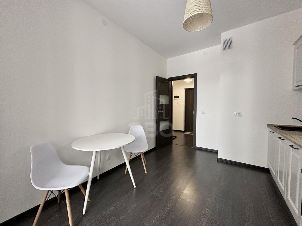 двухкомнатная квартира в Санкт-Петербурге по адресу: Верхне-Каменская ул., 11, к 1, строение 1