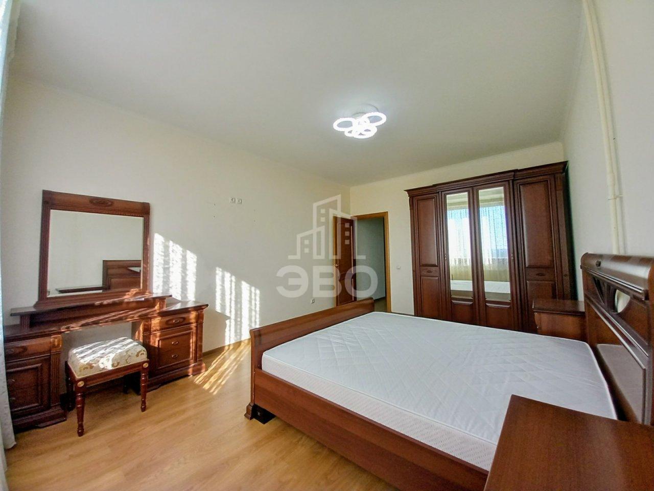 трехкомнатная квартира в Санкт-Петербурге по адресу: Выборгское ш., 15