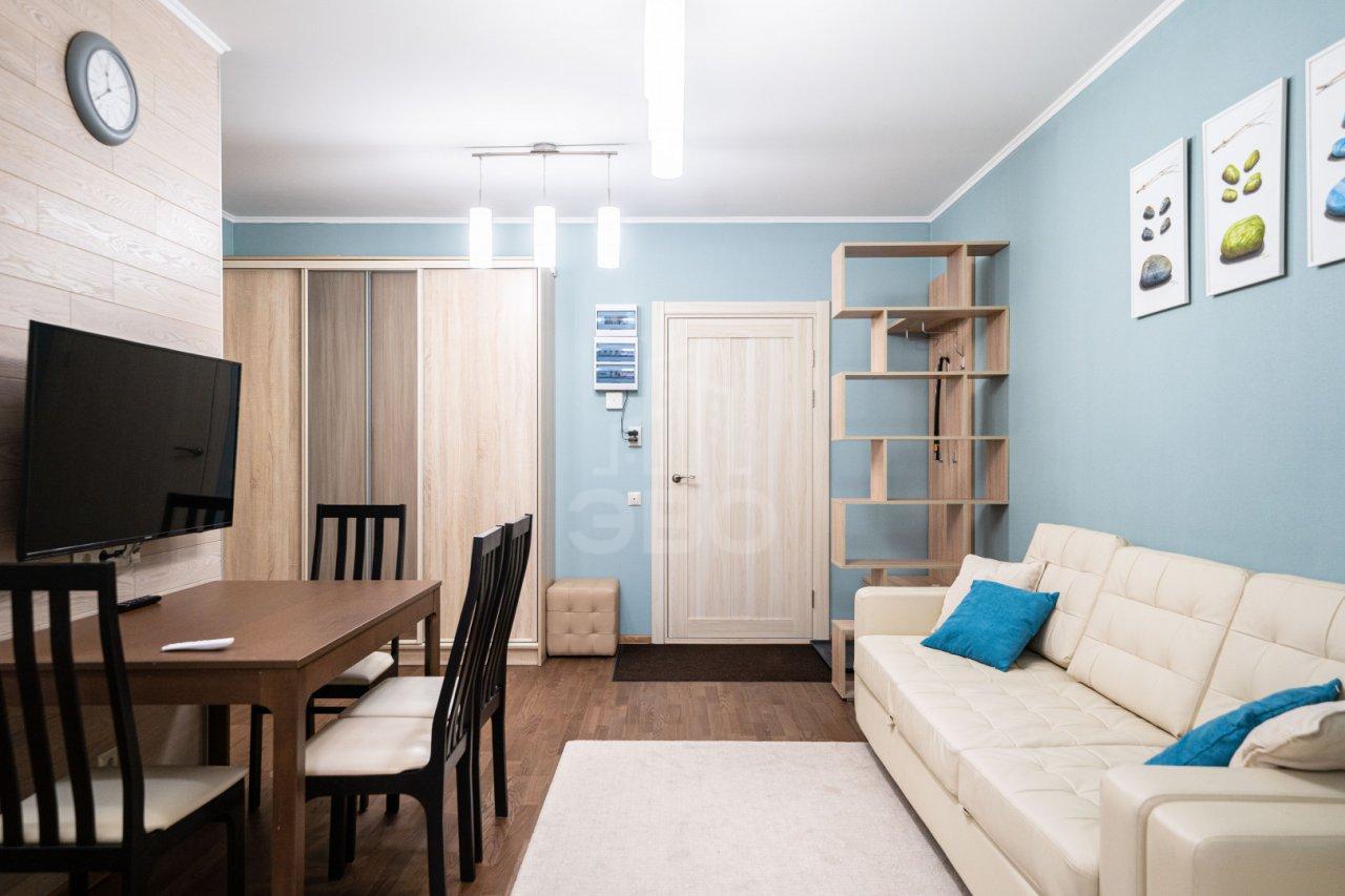 двухкомнатная квартира в Санкт-Петербурге по адресу: Черняховского ул., 25