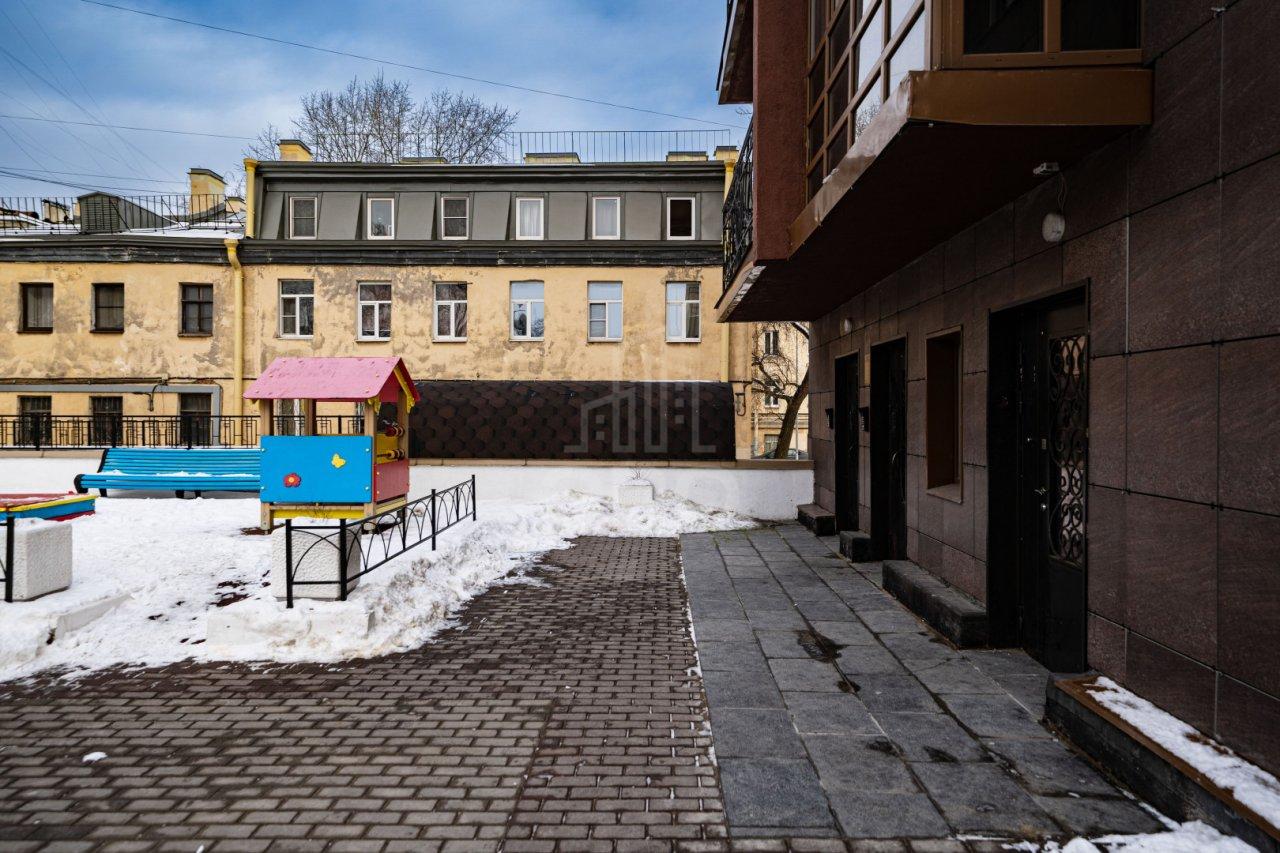 двухкомнатная квартира в Санкт-Петербурге по адресу: Черняховского ул., 25