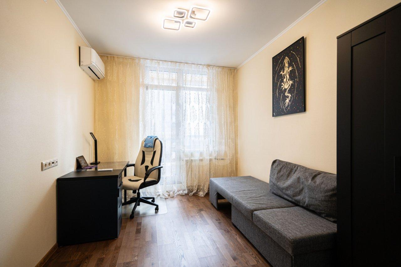 двухкомнатная квартира в Санкт-Петербурге по адресу: Черняховского ул., 25