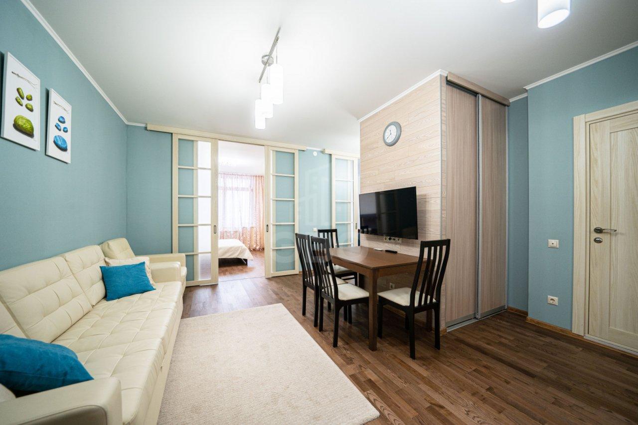 двухкомнатная квартира в Санкт-Петербурге по адресу: Черняховского ул., 25