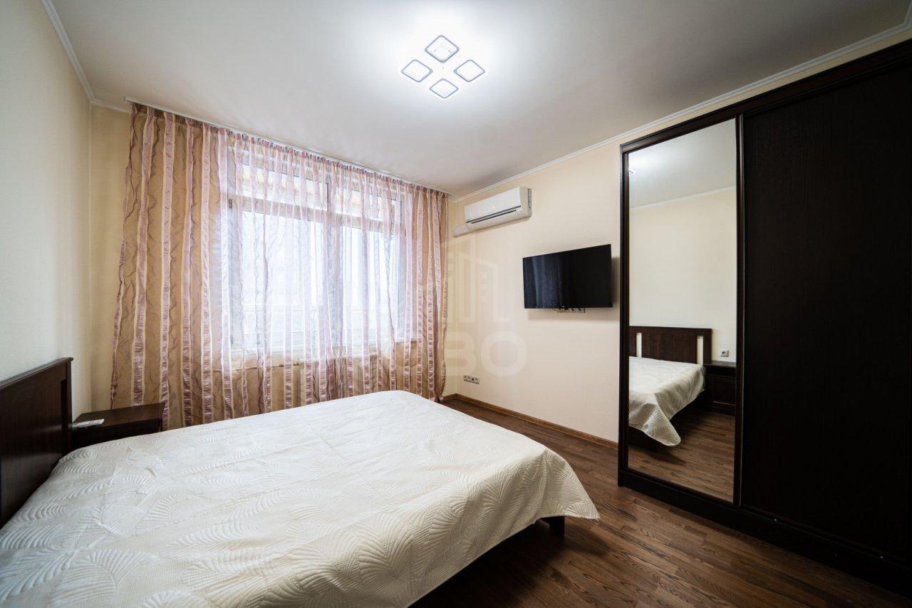 двухкомнатная квартира в Санкт-Петербурге по адресу: Черняховского ул., 25