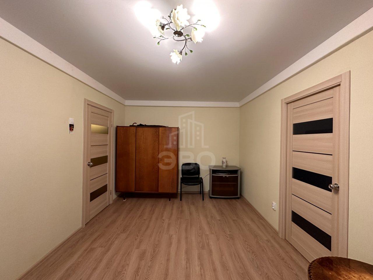 двухкомнатная квартира в Санкт-Петербурге по адресу: Новоизмайловский проспект, 26, к 3