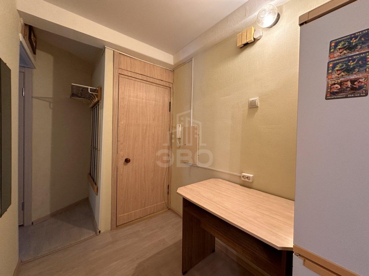 двухкомнатная квартира в Санкт-Петербурге по адресу: Новоизмайловский проспект, 26, к 3