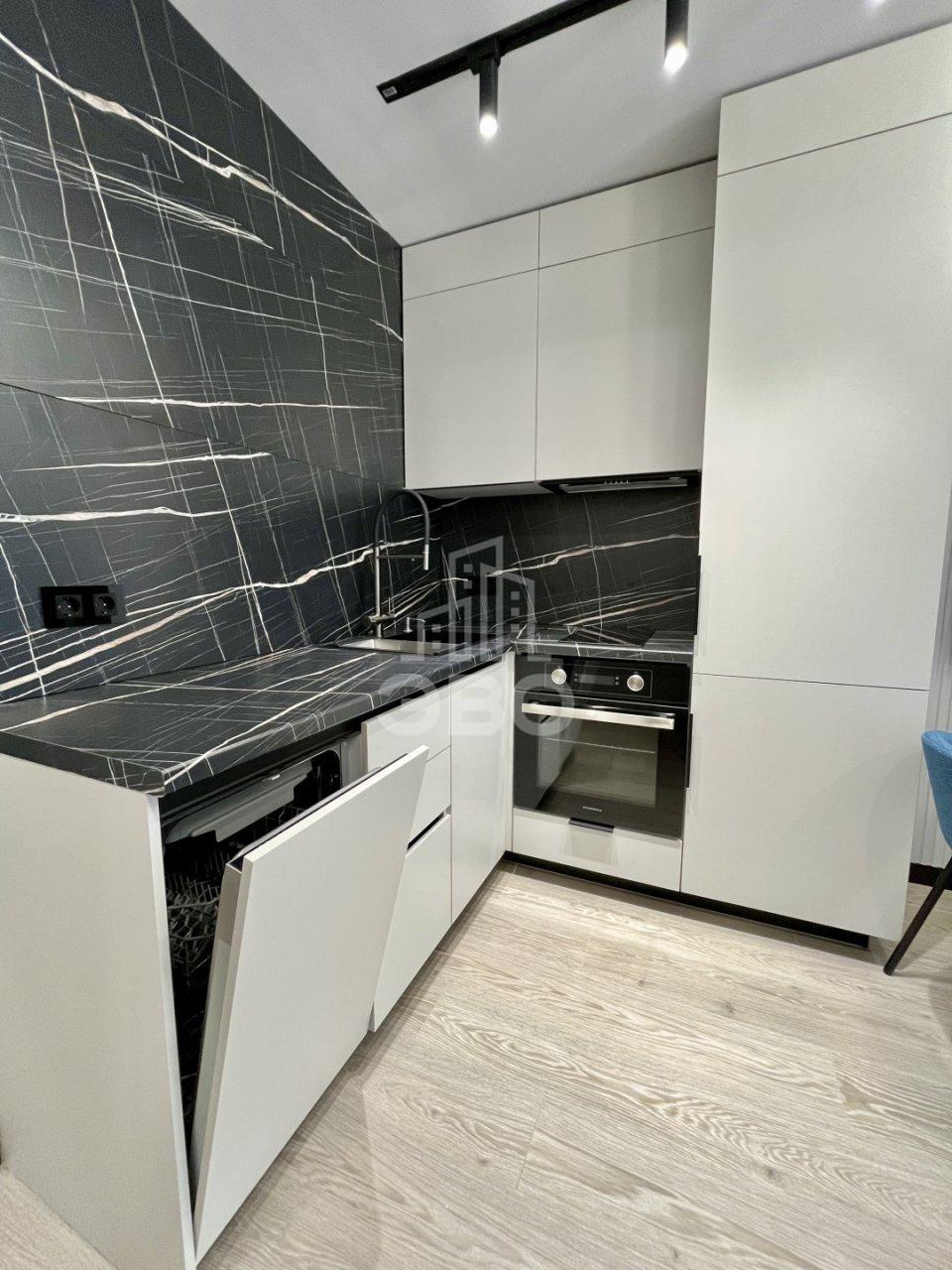 однокомнатная квартира в Санкт-Петербурге по адресу: Планерная ул., 91, к 1, строение 1