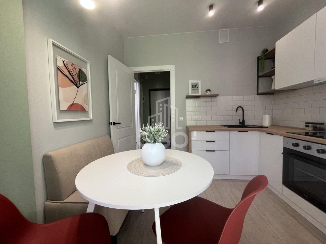 однокомнатная квартира в Санкт-Петербурге по адресу: Воронцовский б-р., 21, к 3