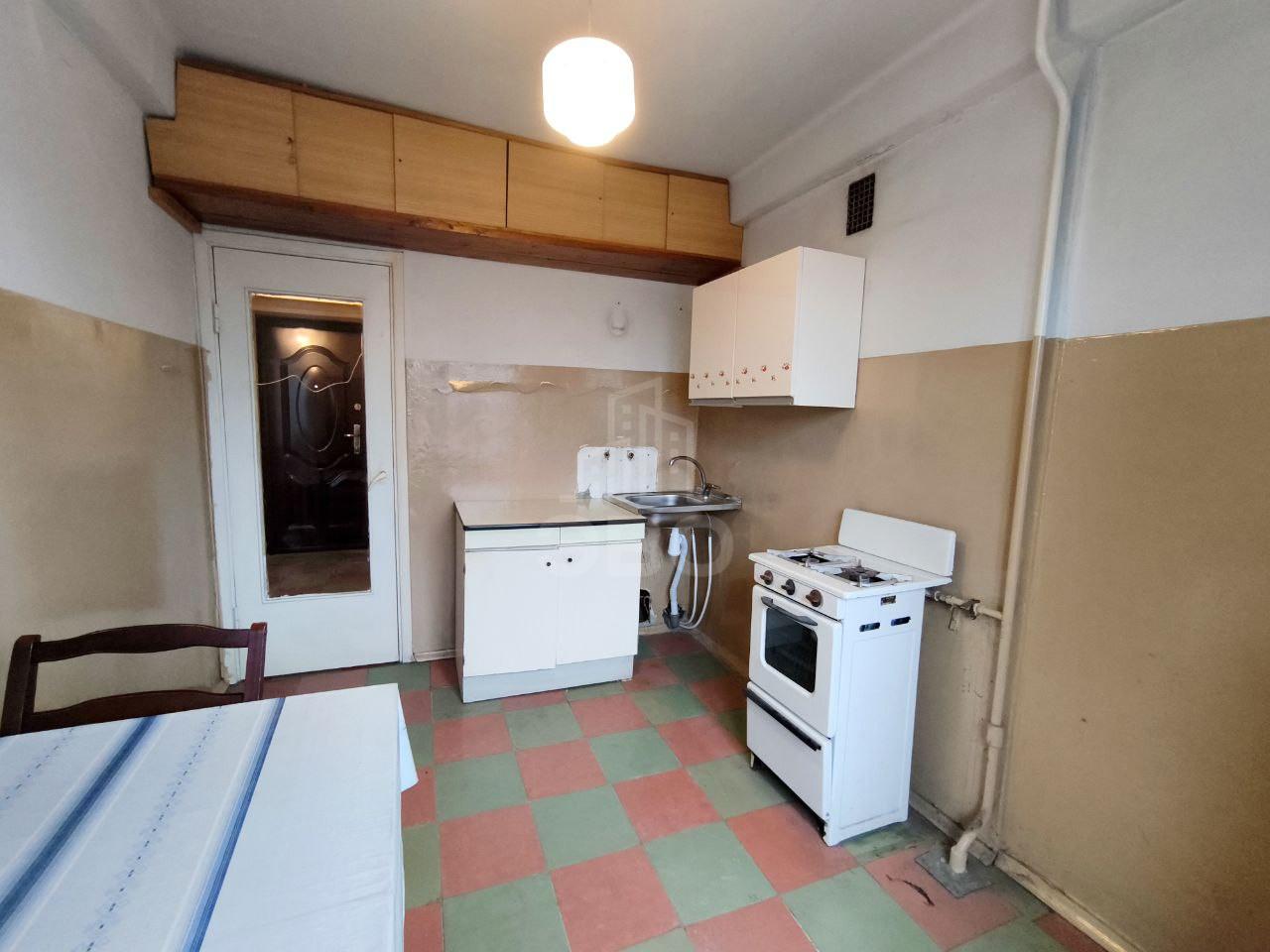 однокомнатная квартира в Санкт-Петербурге по адресу: Вавиловых ул., 4, к 1