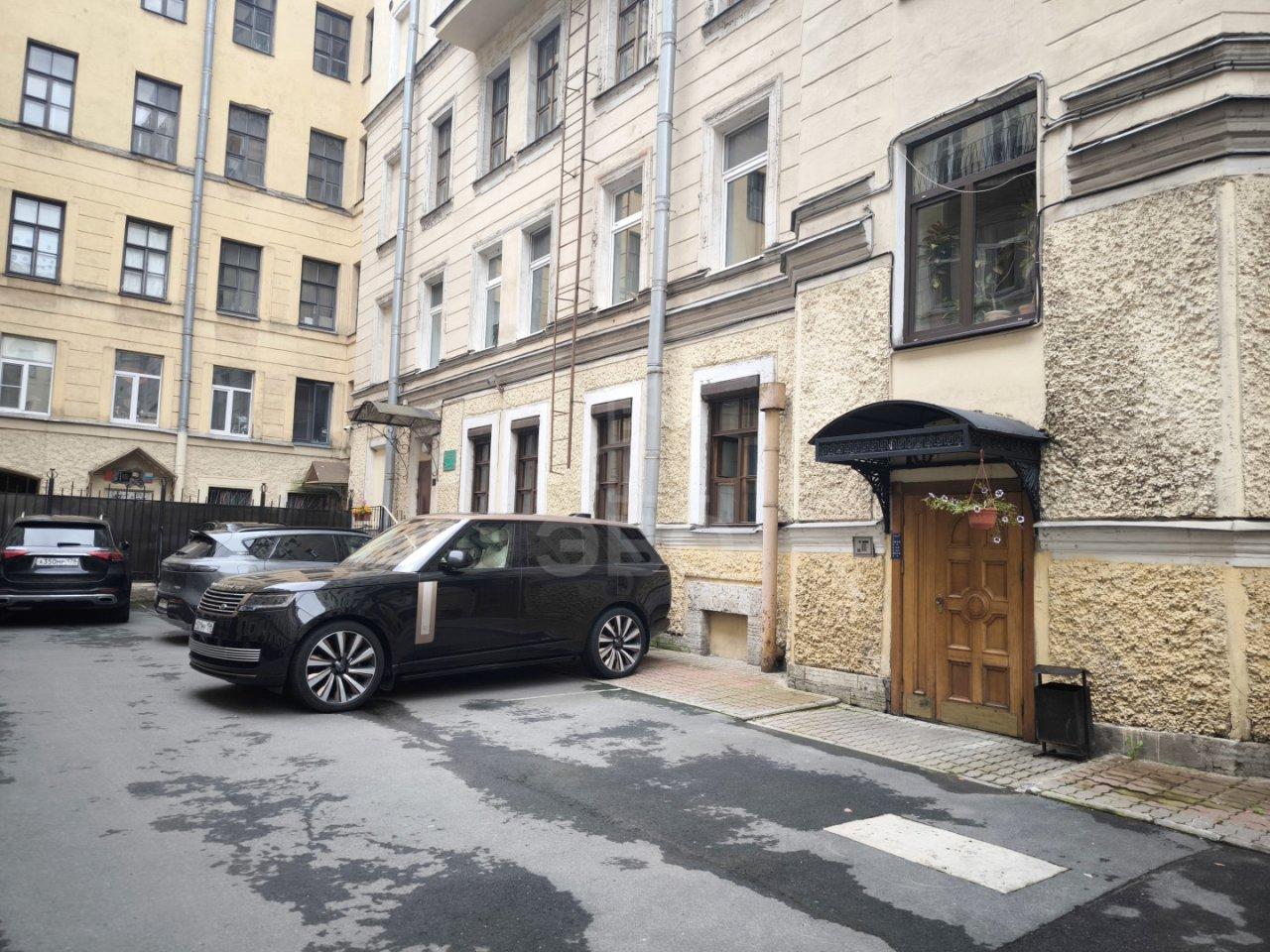 комната в Санкт-Петербурге по адресу: Пушкинская ул., 10