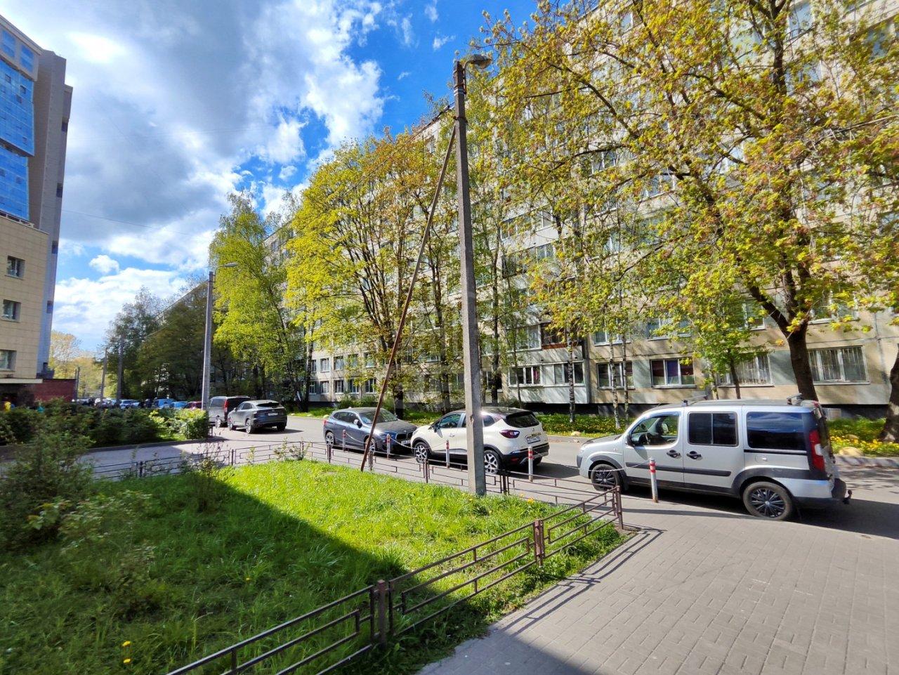 однокомнатная квартира в Санкт-Петербурге по адресу: Большевиков проспект, 5, литера А