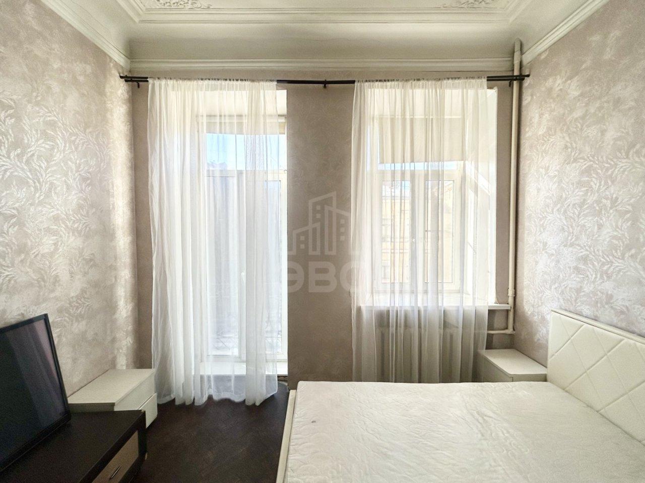 комната в Санкт-Петербурге по адресу: Мытнинская ул., 9