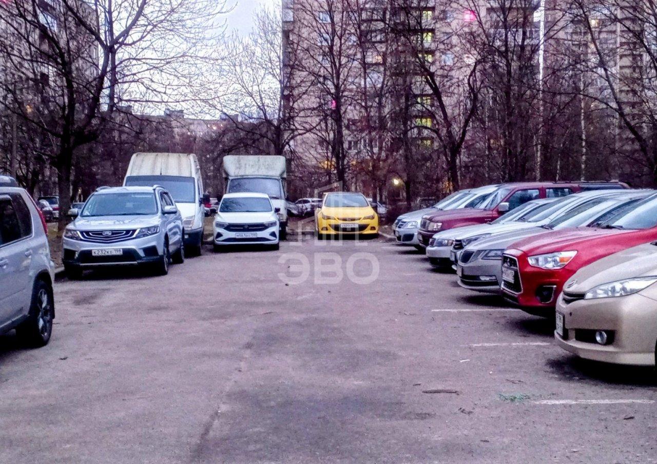 двухкомнатная квартира в Санкт-Петербурге по адресу: Товарищеский проспект, 14