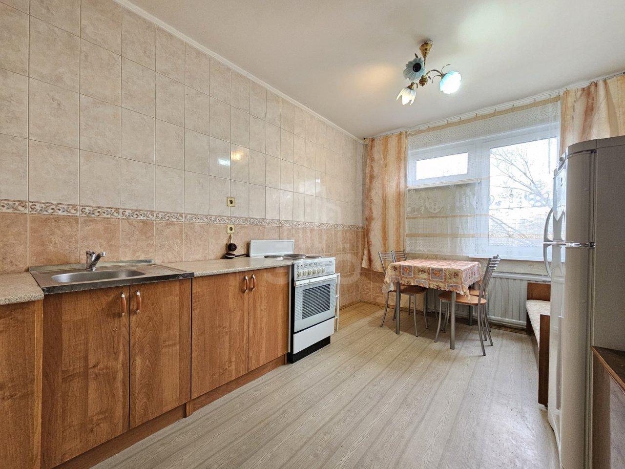 однокомнатная квартира в Санкт-Петербурге по адресу: Серебристый б-р., 25, к 2