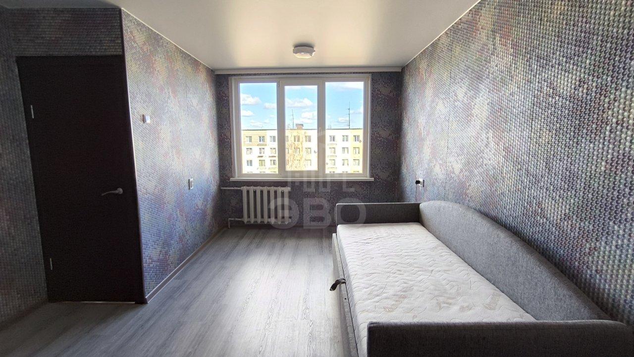 четырехкомнатная квартира в Санкт-Петербурге по адресу: 2-й мкр., 50