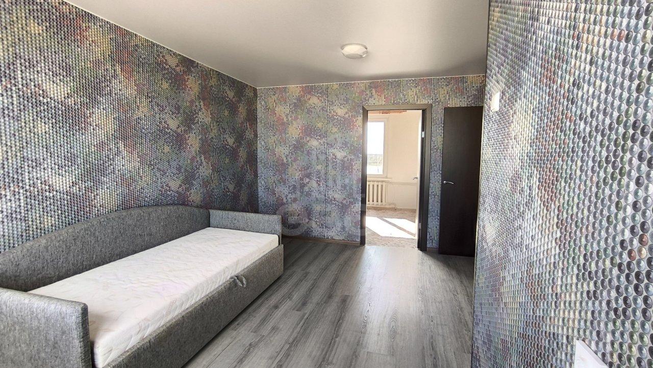 четырехкомнатная квартира в Санкт-Петербурге по адресу: 2-й мкр., 50