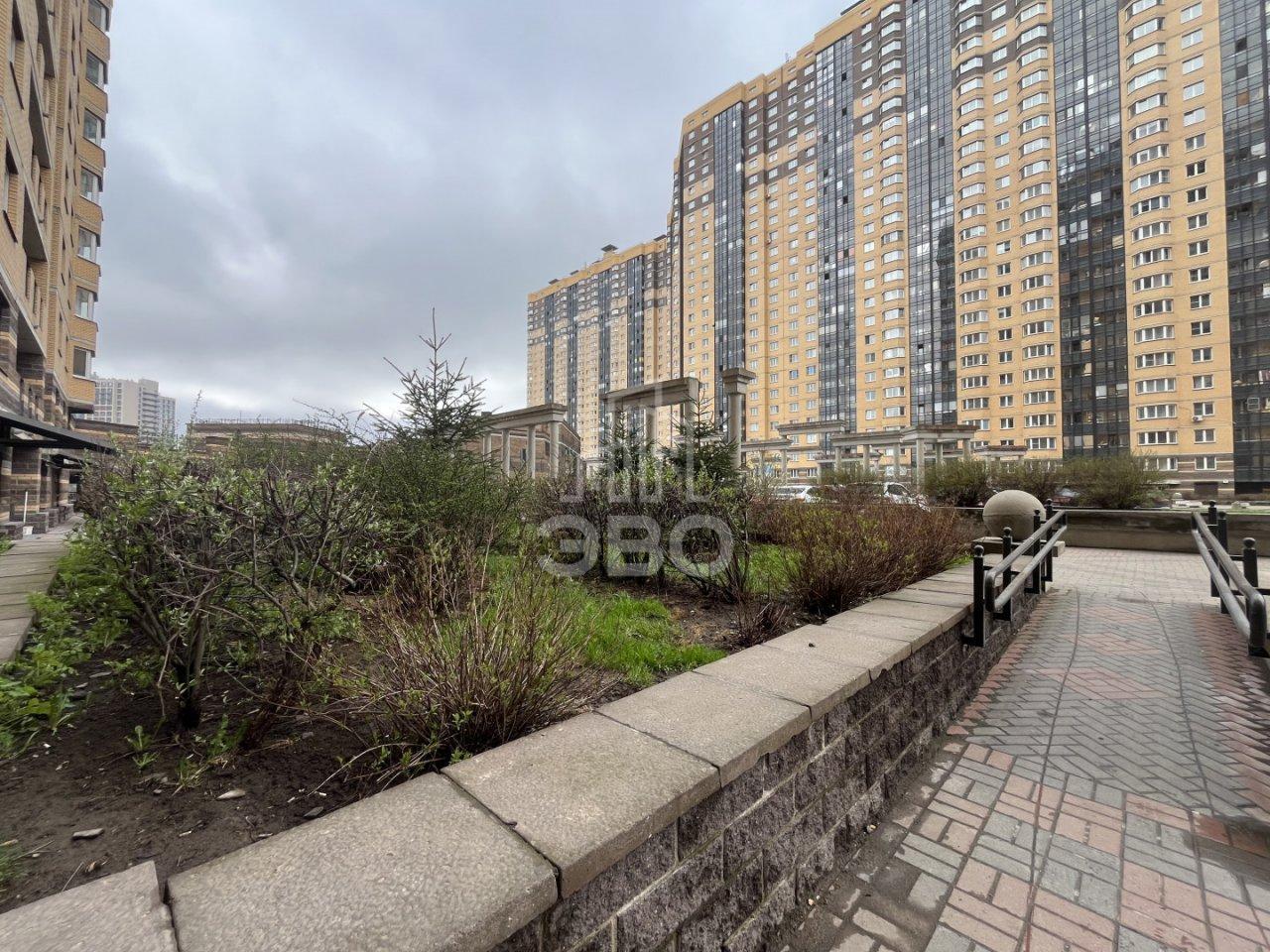 однокомнатная квартира в Санкт-Петербурге по адресу: Фёдора Абрамова ул., 8