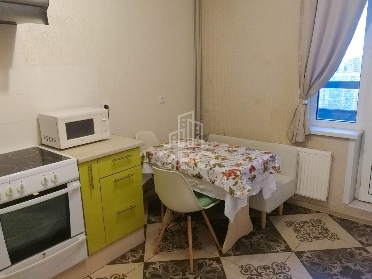 однокомнатная квартира в Санкт-Петербурге по адресу: Авиаторов Балтики проспект, 7