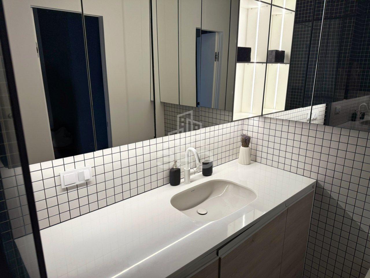 однокомнатная квартира в Санкт-Петербурге по адресу: Петровский проспект, 2