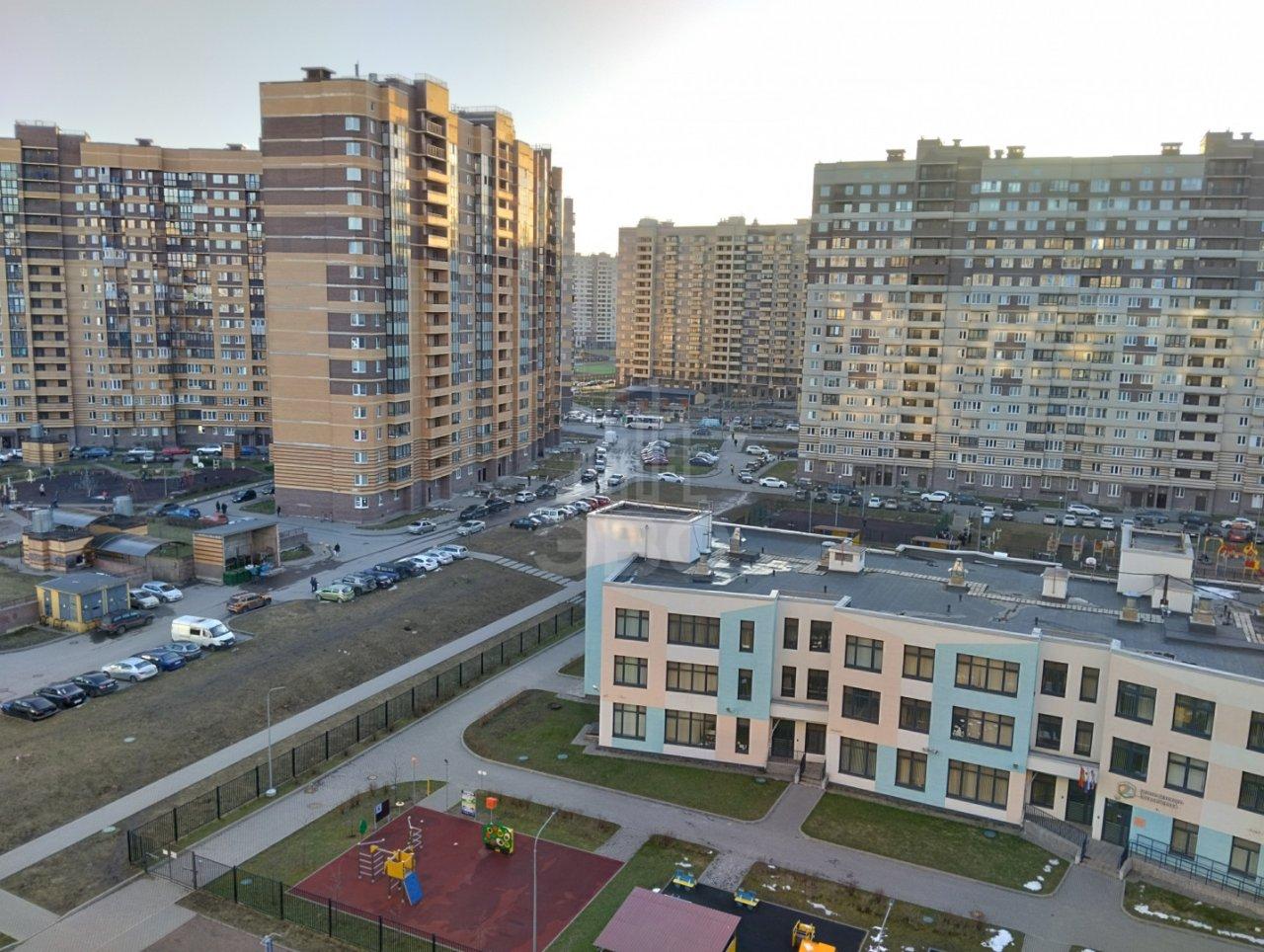 однокомнатная квартира в Санкт-Петербурге по адресу: Шоссе в Лаврики ул., 57, к 3