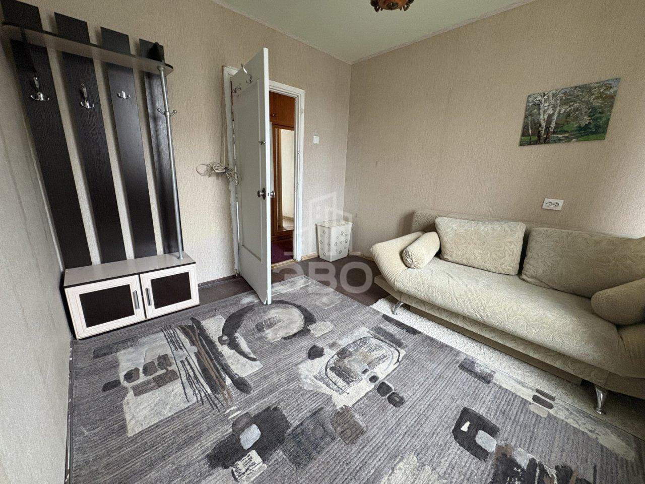 двухкомнатная квартира в Санкт-Петербурге по адресу: Купчинская ул., 11, к 1