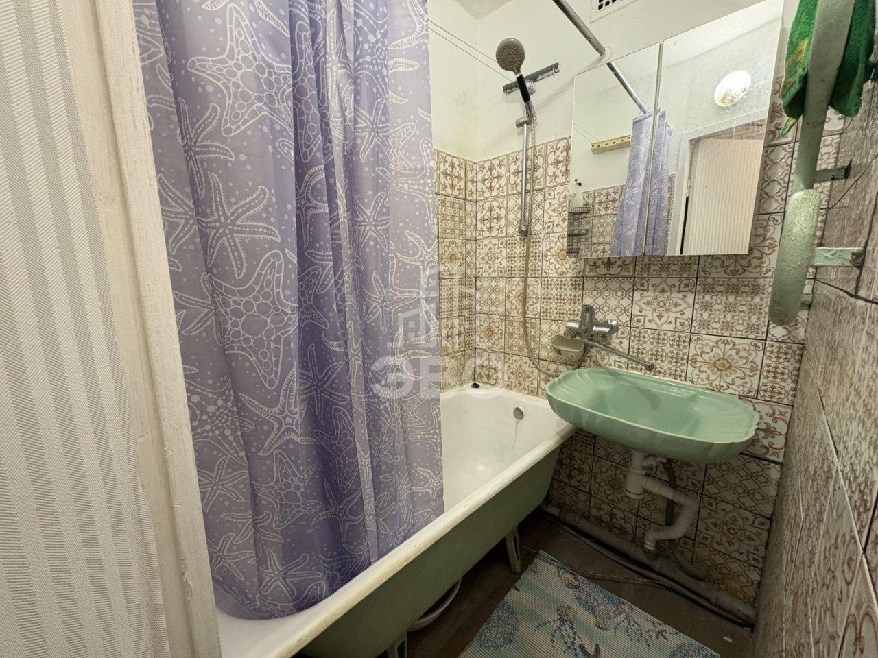 двухкомнатная квартира в Санкт-Петербурге по адресу: Купчинская ул., 11, к 1