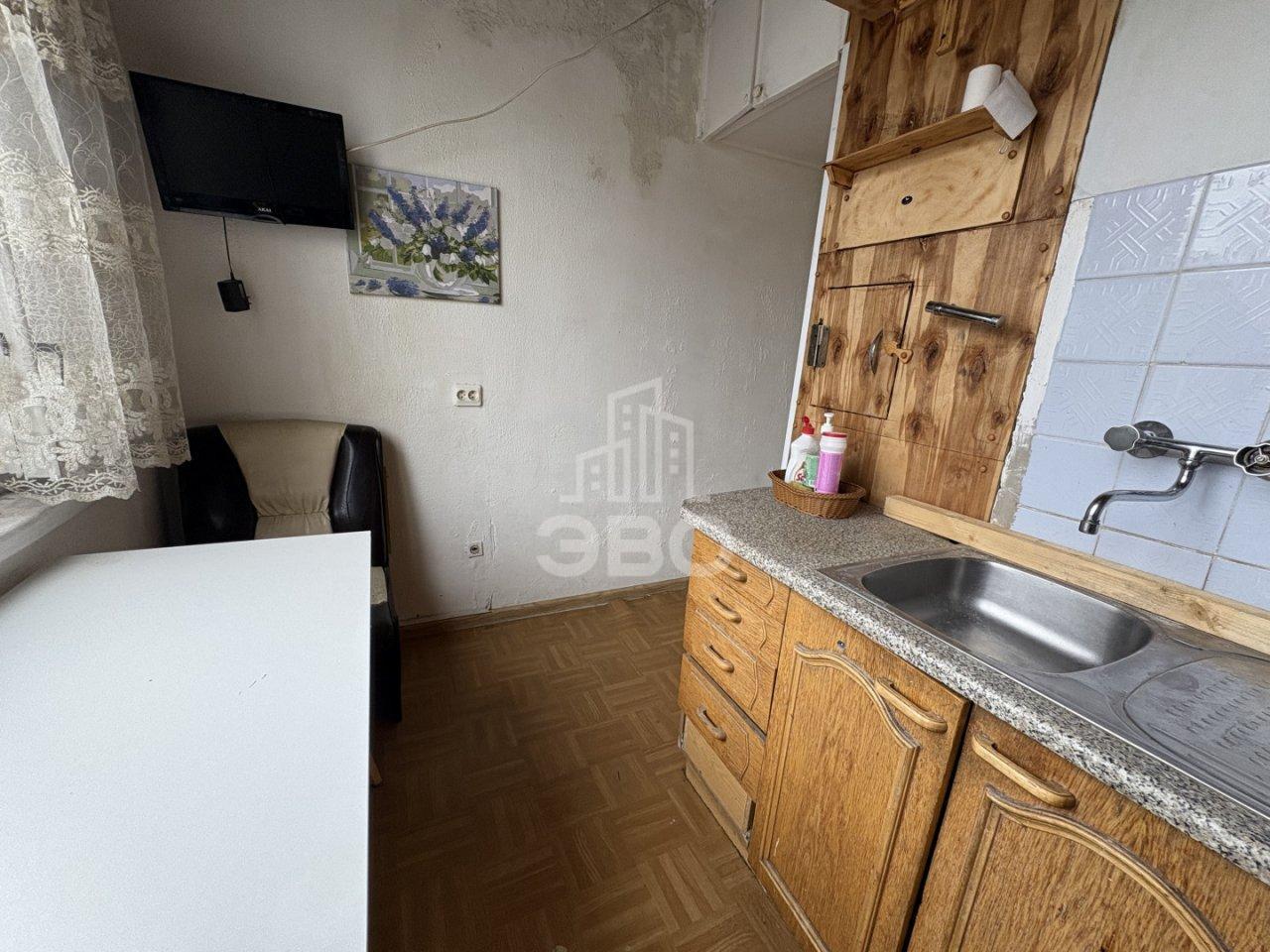 двухкомнатная квартира в Санкт-Петербурге по адресу: Купчинская ул., 11, к 1