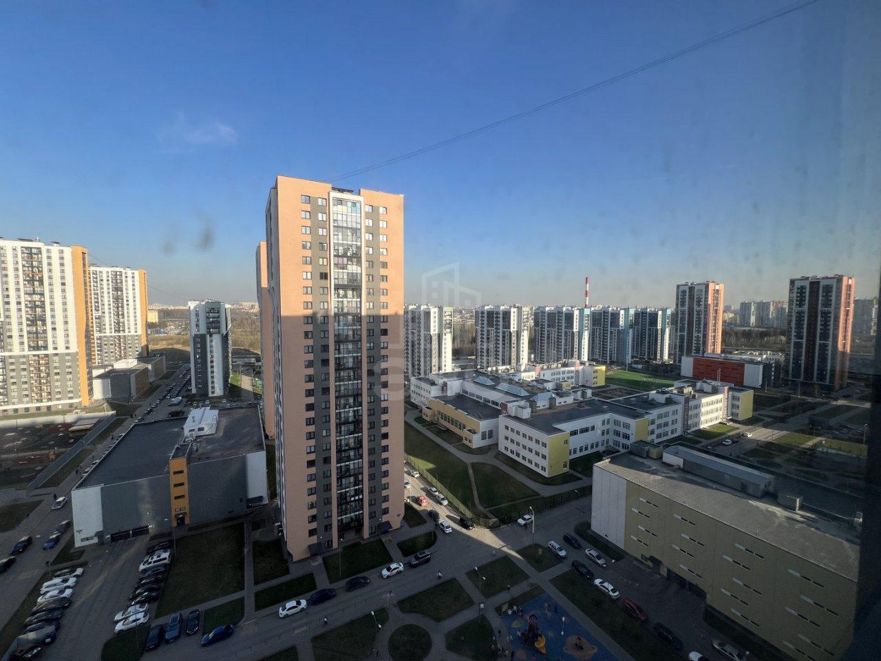 однокомнатная квартира в Санкт-Петербурге по адресу: Лидии Зверевой ул., 3, к 1