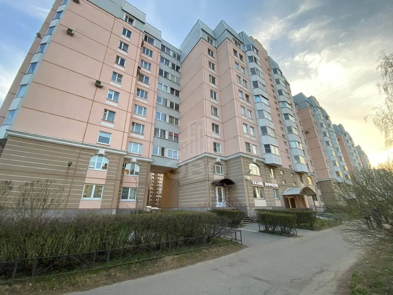 однокомнатная квартира в Санкт-Петербурге по адресу: Авиаконструкторов проспект, 32