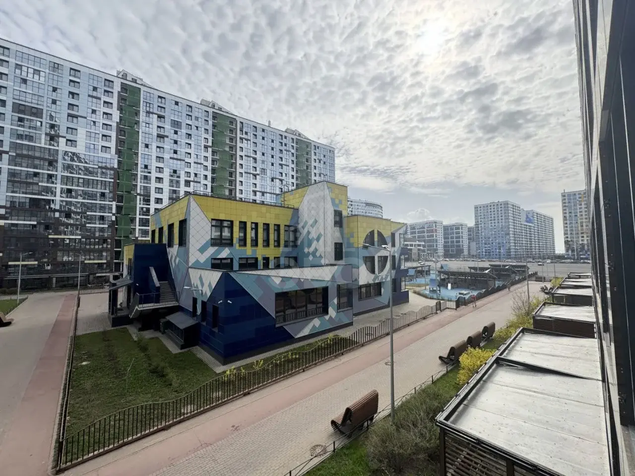 однокомнатная квартира в Санкт-Петербурге по адресу: Вадима Шефнера ул., 12, к 1, строение 1