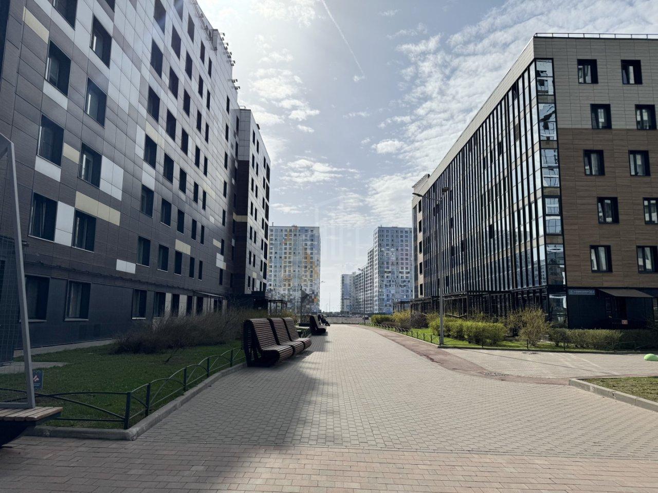 однокомнатная квартира в Санкт-Петербурге по адресу: Вадима Шефнера ул., 12, к 1, строение 1