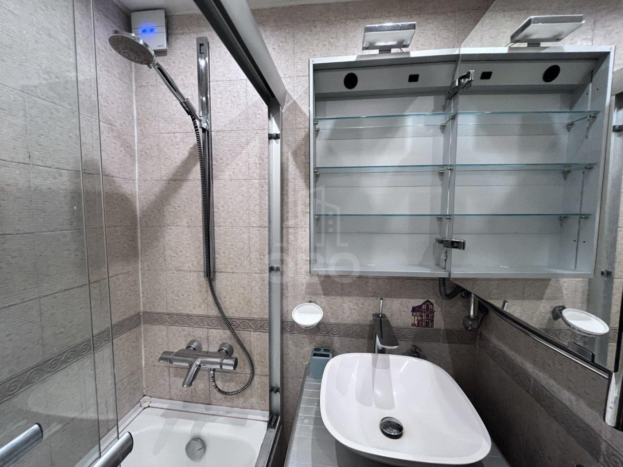 двухкомнатная квартира в Санкт-Петербурге по адресу: Стойкости ул., 13, к 2