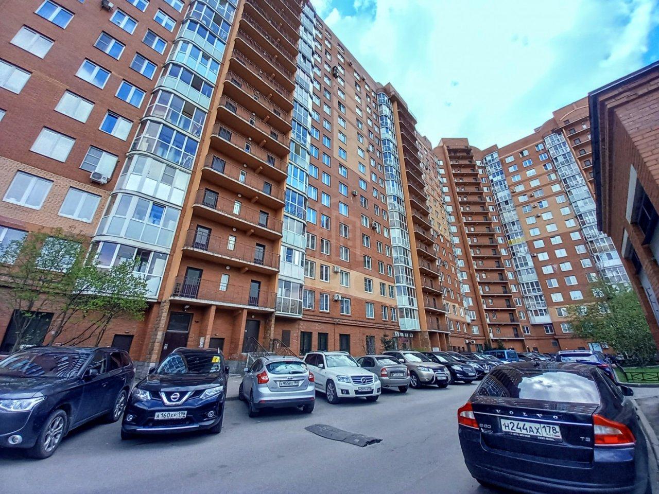 однокомнатная квартира в Санкт-Петербурге по адресу: Богатырский проспект, 55, к 1