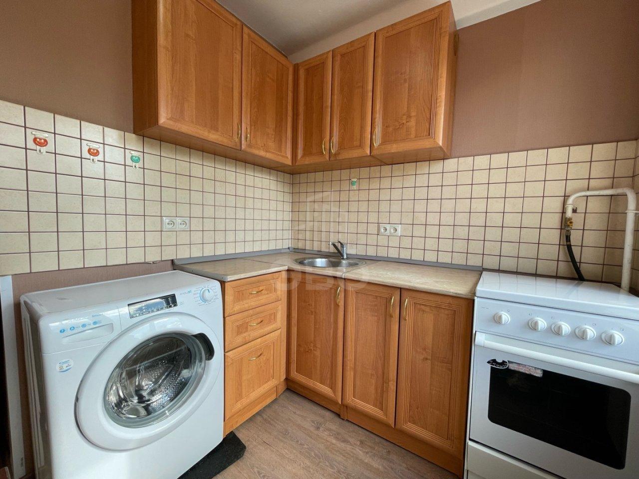 двухкомнатная квартира в Санкт-Петербурге по адресу: Космонавтов проспект, 13