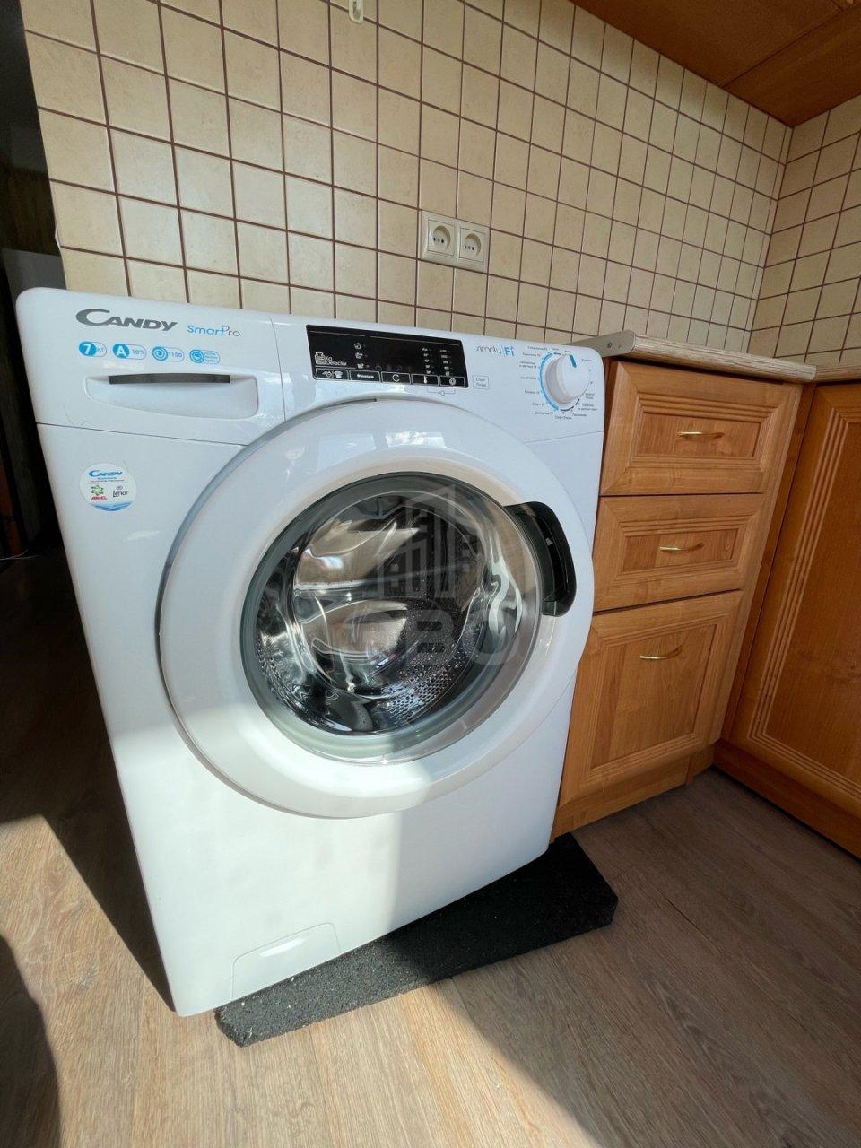 двухкомнатная квартира в Санкт-Петербурге по адресу: Космонавтов проспект, 13