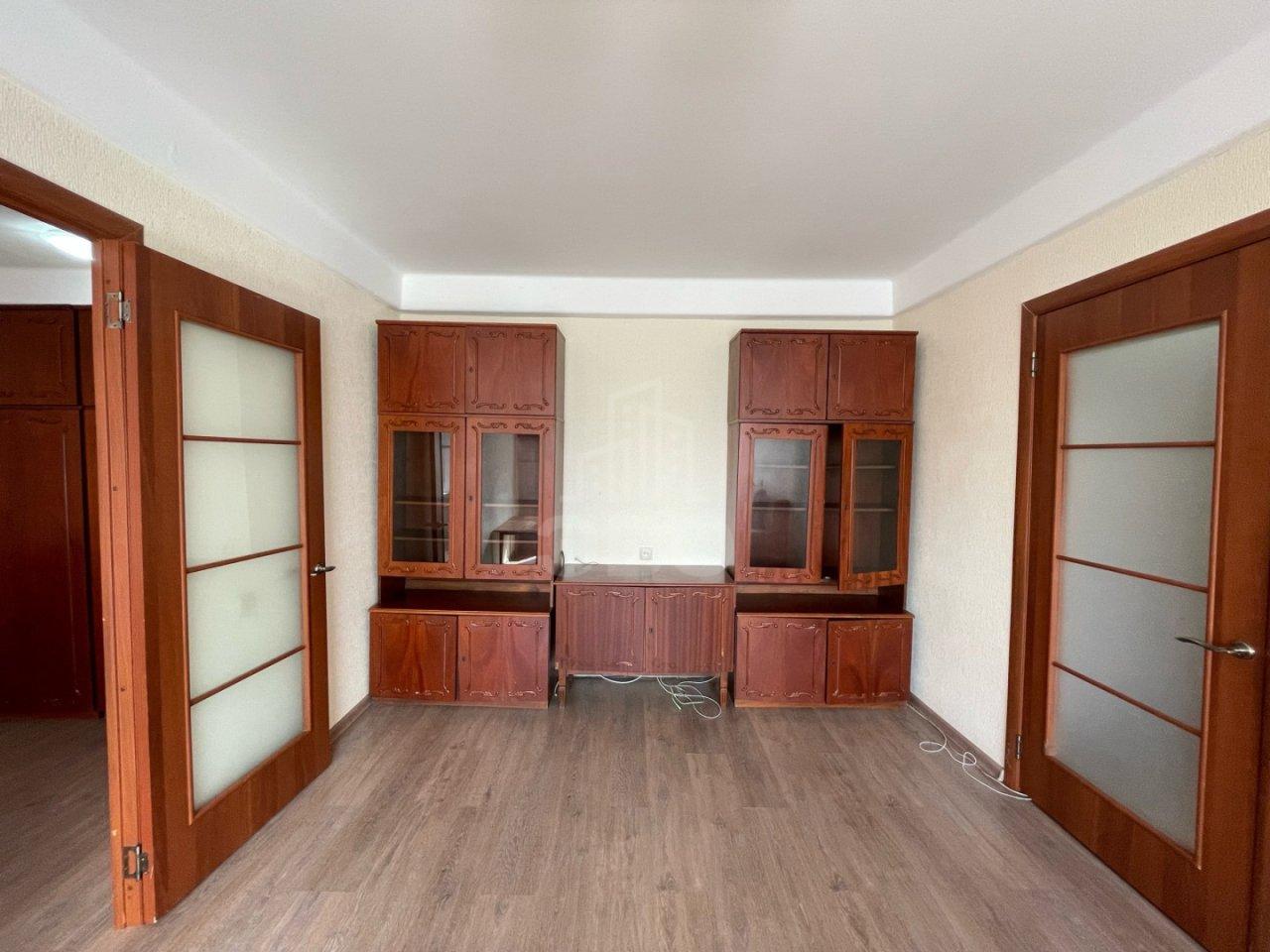 двухкомнатная квартира в Санкт-Петербурге по адресу: Космонавтов проспект, 13