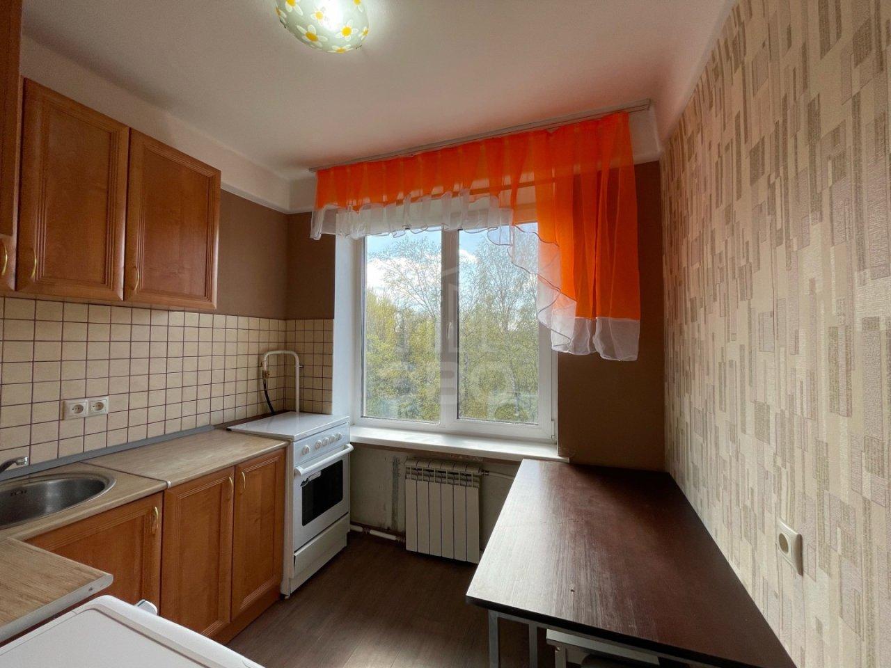 двухкомнатная квартира в Санкт-Петербурге по адресу: Космонавтов проспект, 13