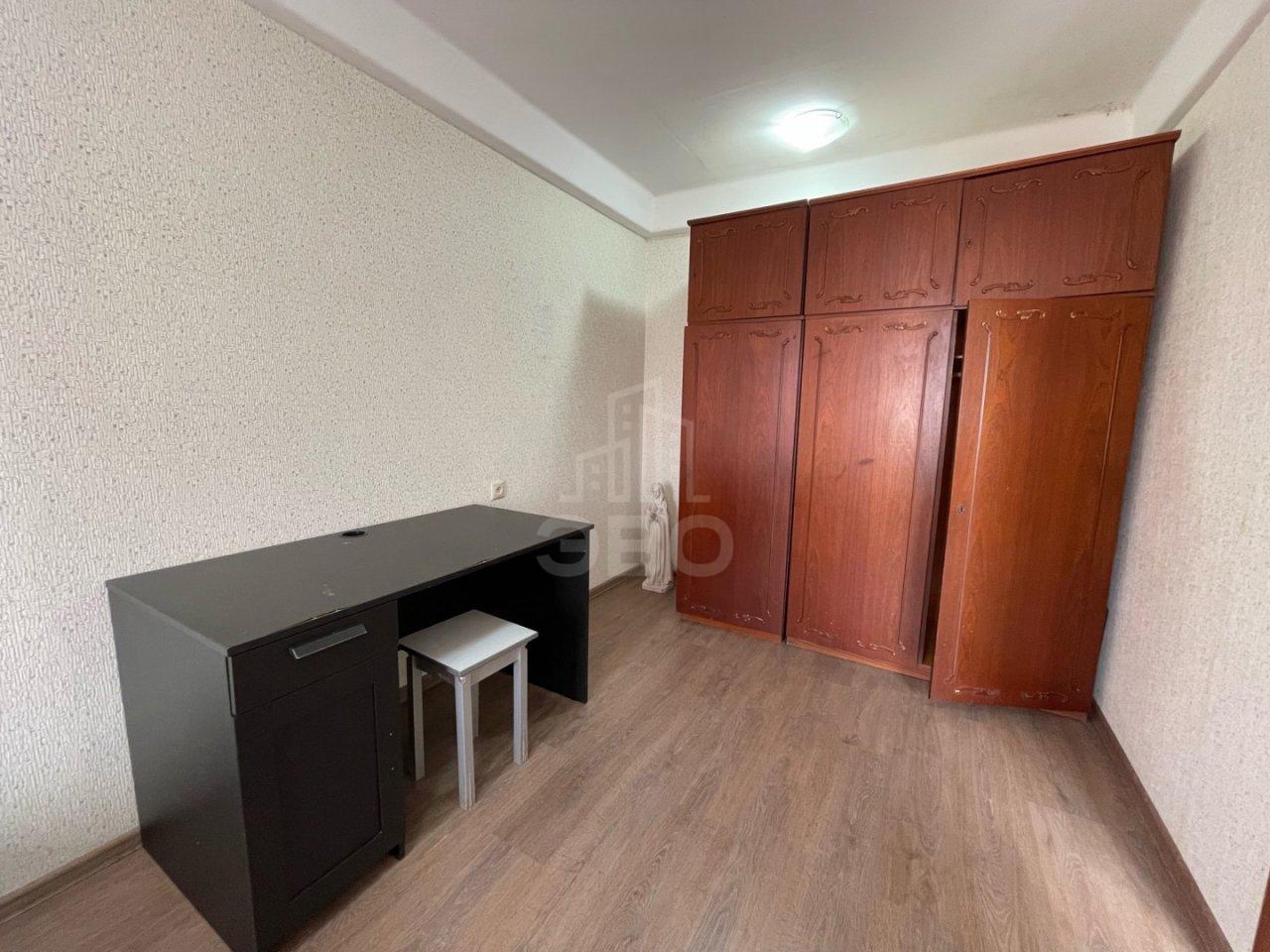 двухкомнатная квартира в Санкт-Петербурге по адресу: Космонавтов проспект, 13