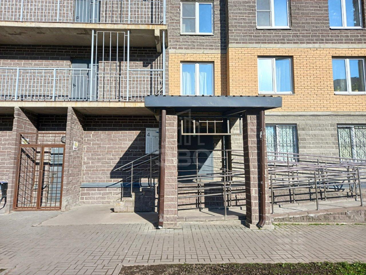 однокомнатная квартира в Санкт-Петербурге по адресу: Фёдора Абрамова ул., 16, к 1