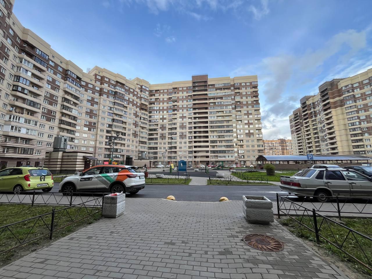 однокомнатная квартира в Санкт-Петербурге по адресу: Шоссе в Лаврики ул., 59, к 1